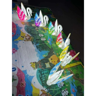 鹅鹅鹅灯天鹅灯新款造型灯飞蛾扑火灯春节挂树灯灯新款