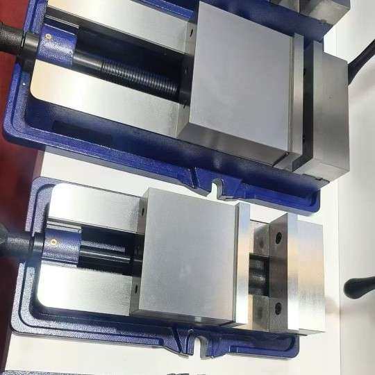重型铣床角固式虎钳6寸QM16160精密机用平口钳CNC加工中心钳,玩具/童车/益智/积木/模型,遥控车升级件/零配件,淘宝优惠券,粉丝福利购,淘宝优惠卷