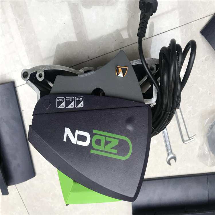 小型手提钢管切管机便携式切管机电动小型管道切割机视频机械设备