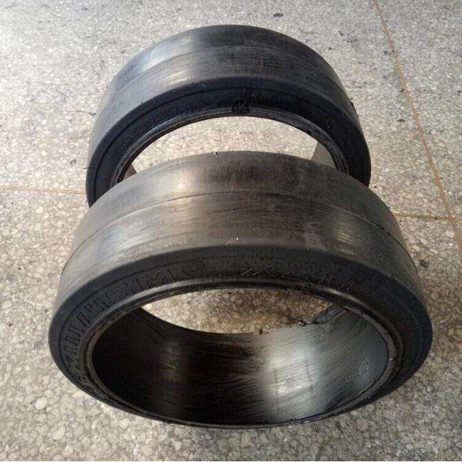供应压配式实心轮胎 21x6-15 21x7-15 21x8-15 21x9-15