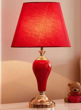 TC068 红色婚房台灯