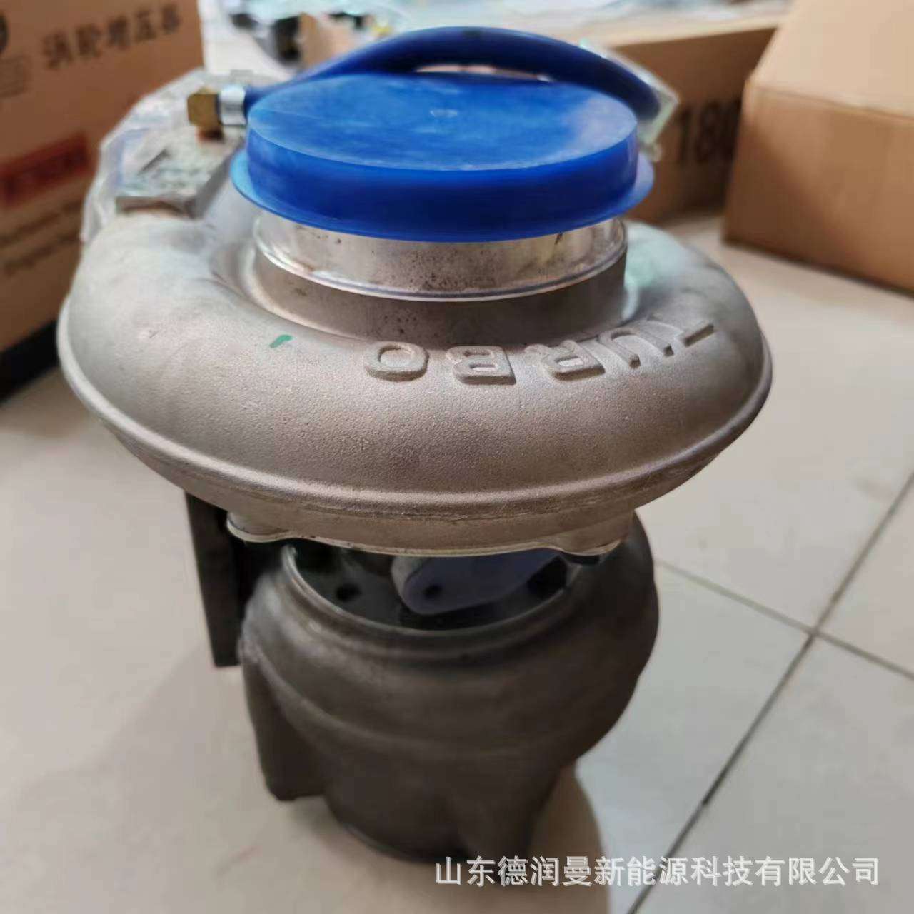610800110868 重汽豪沃 废弃涡轮增压器 型号VG1034110820