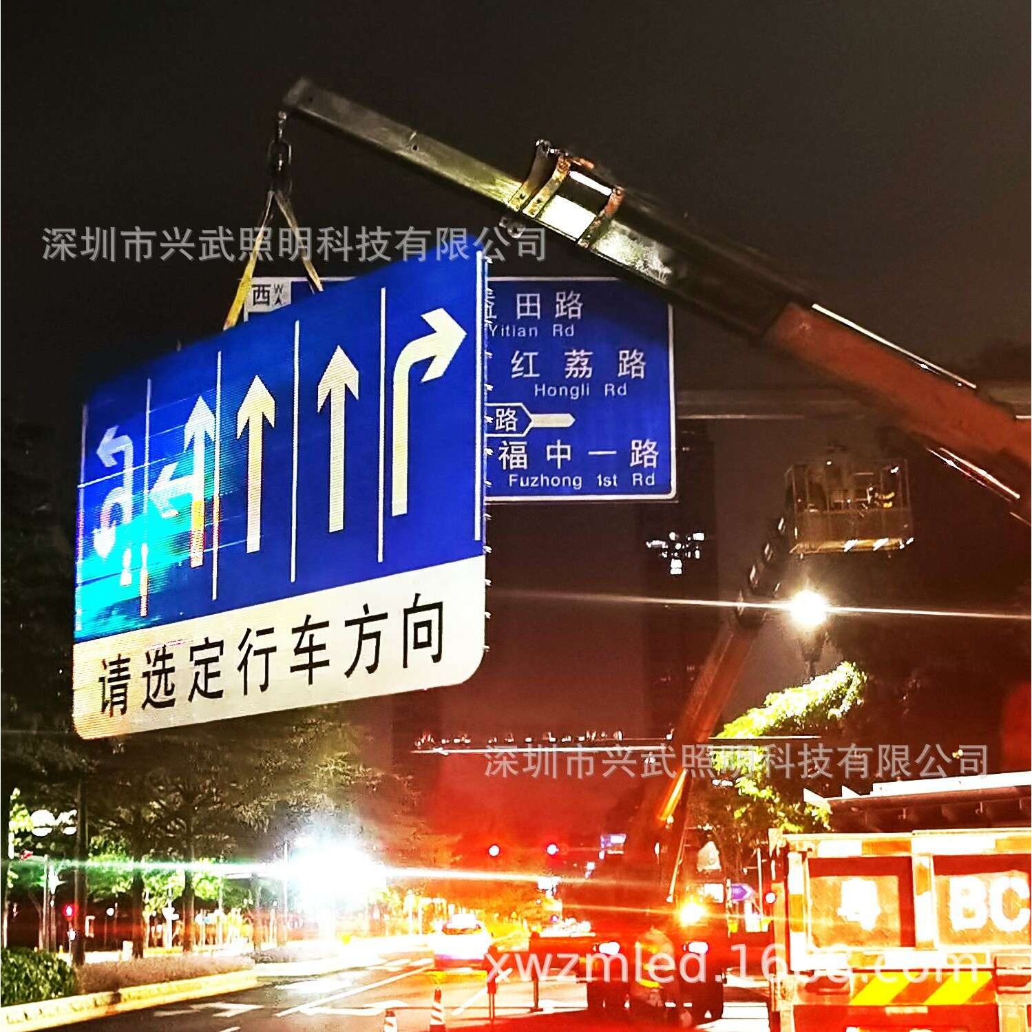 标志牌路牌标志杆监控杆交通信号杆多功能智慧路灯杆交通设施