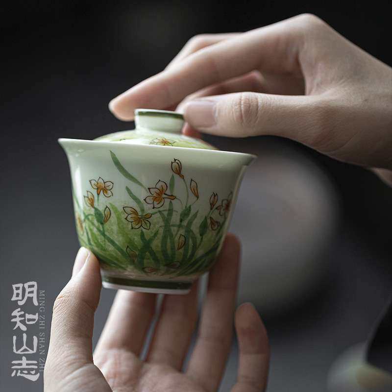 明知山志 果青含苞小花华初盖碗 手绘小花陶瓷盖碗家用文人器茶碗