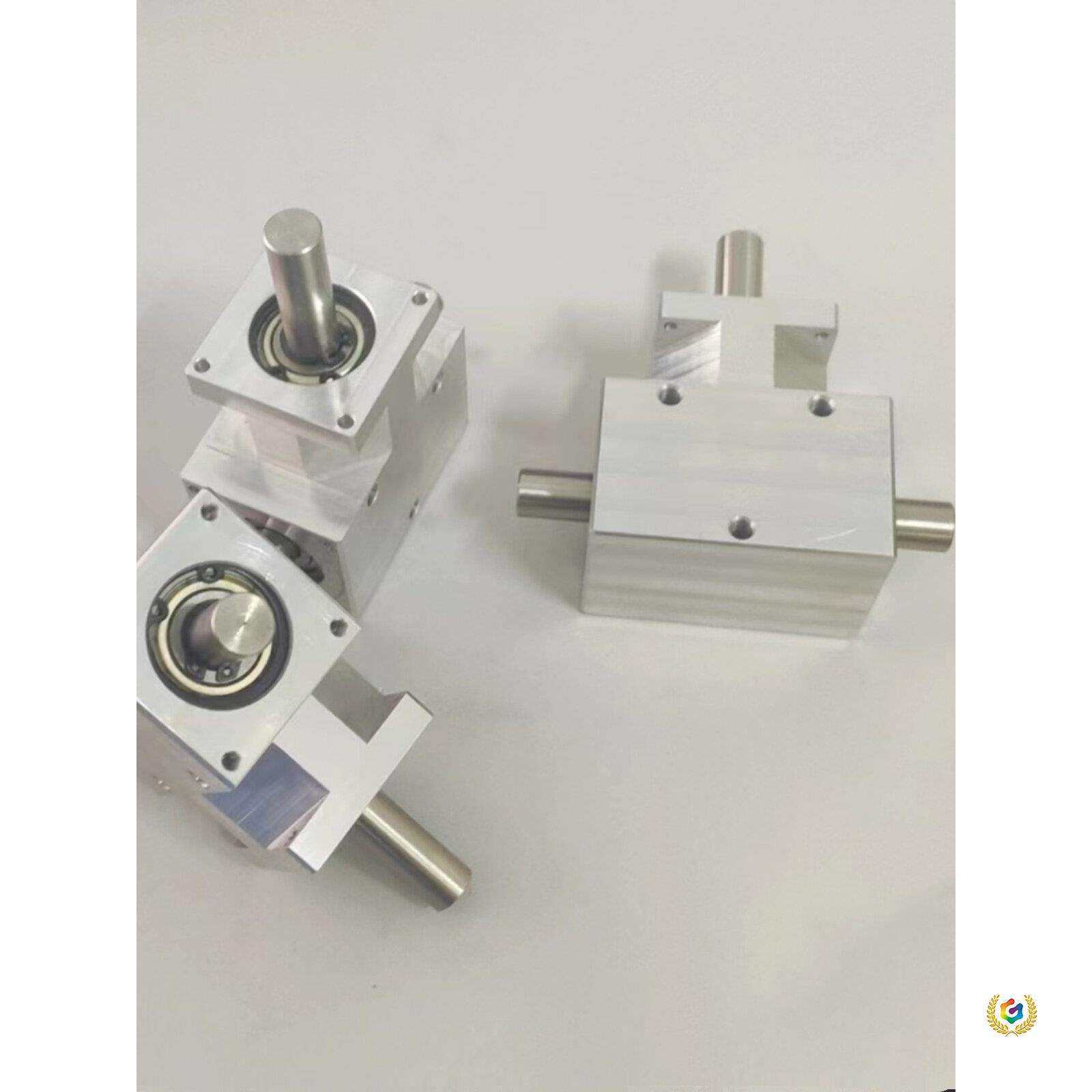 ?小型转角器90度1:1螺旋伞齿轮轴12mm同向双输出轴差速总成齿轮