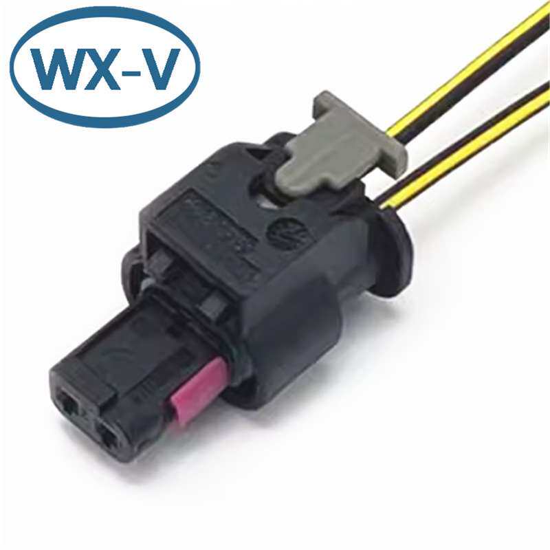 MG641762 线束1376352-1 0.7系列汽车连接器1318774汽车改装插头