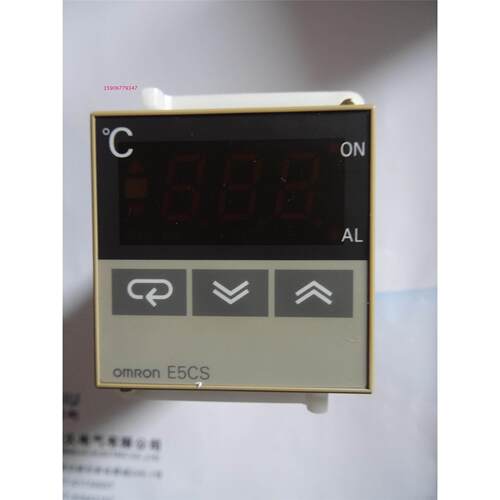 询价原装正品温度控制器E5CS-Q1KJX E5CS-Q1KJX-528议价