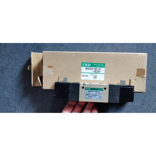 【铛裆机械】4KA320-08-LS 08N DC24V 日本CKD 电磁阀 成色好原装