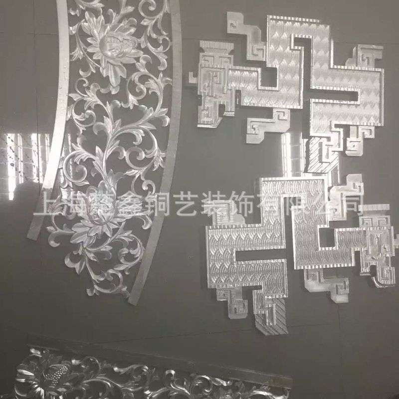 厂家直销中式铝材屏风隔断客厅金属格栅花铝板雕刻花格镂空雕花通