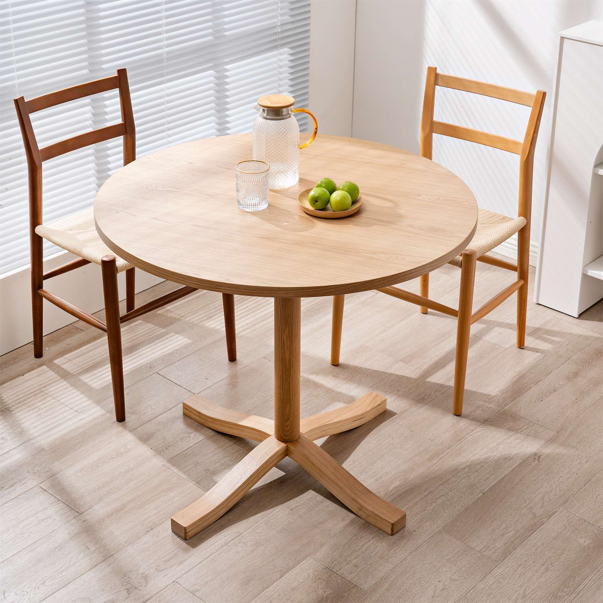 中式简约圆餐桌家用餐厅实木小圆桌 会议室洽谈休闲桌子帕斯特桌