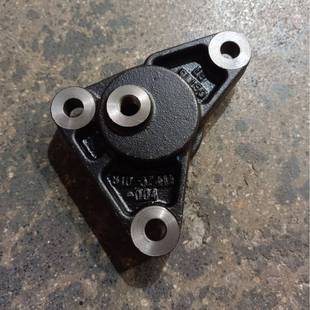 重汽豪沃气缸盖810W37411 810W37411 0004