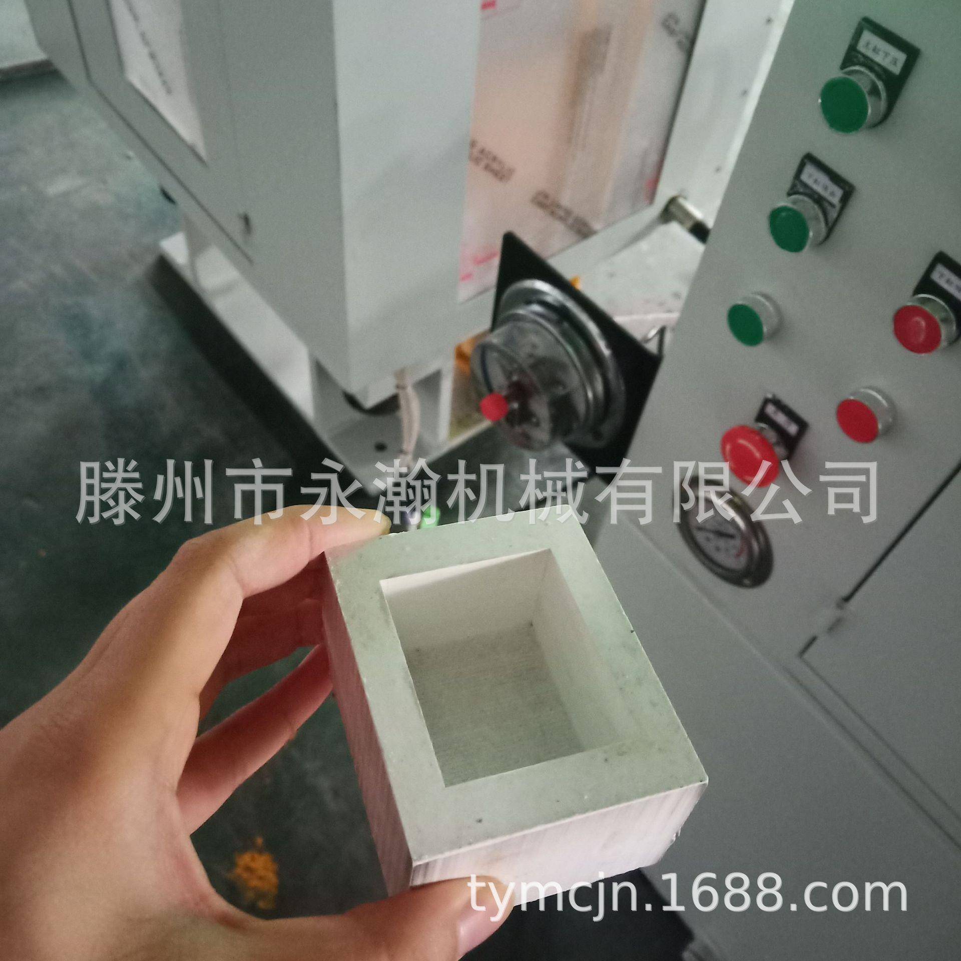 315吨伺服全自动粉末压饼设备四柱氧化铝陶瓷匣钵液压机500吨整机