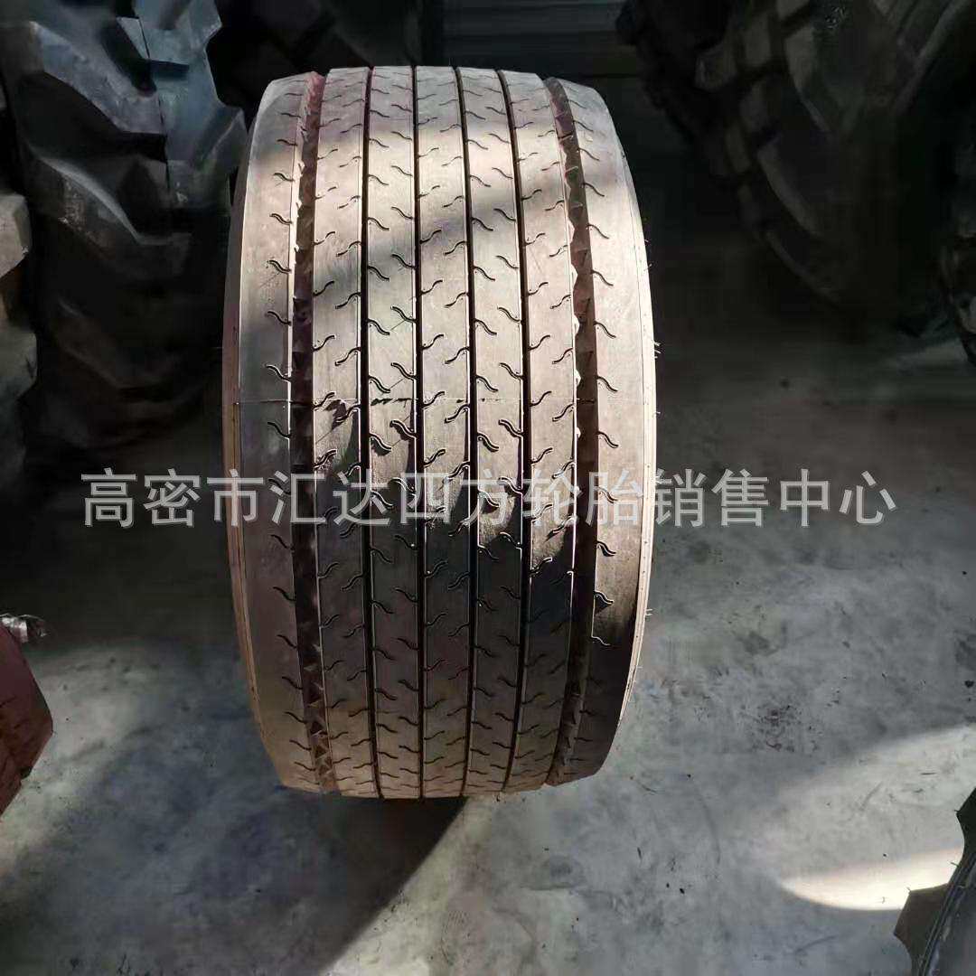 现货供应445/45R19.5 435/50R19.5 子午线全钢拖车轮胎 可配钢圈