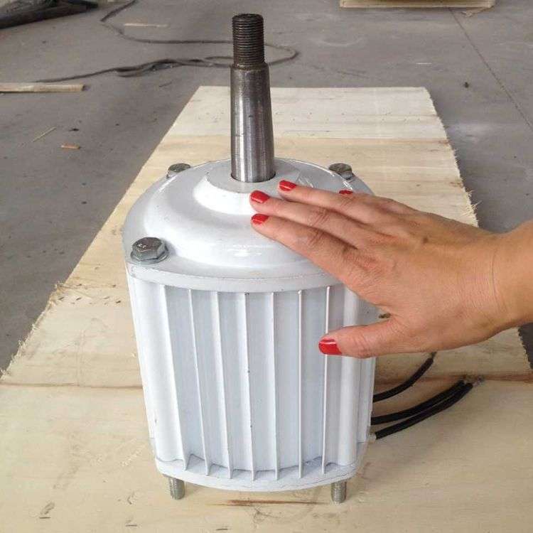 风光600W微型风力发电机 24V家用水平轴风力发电机 效率高噪音低