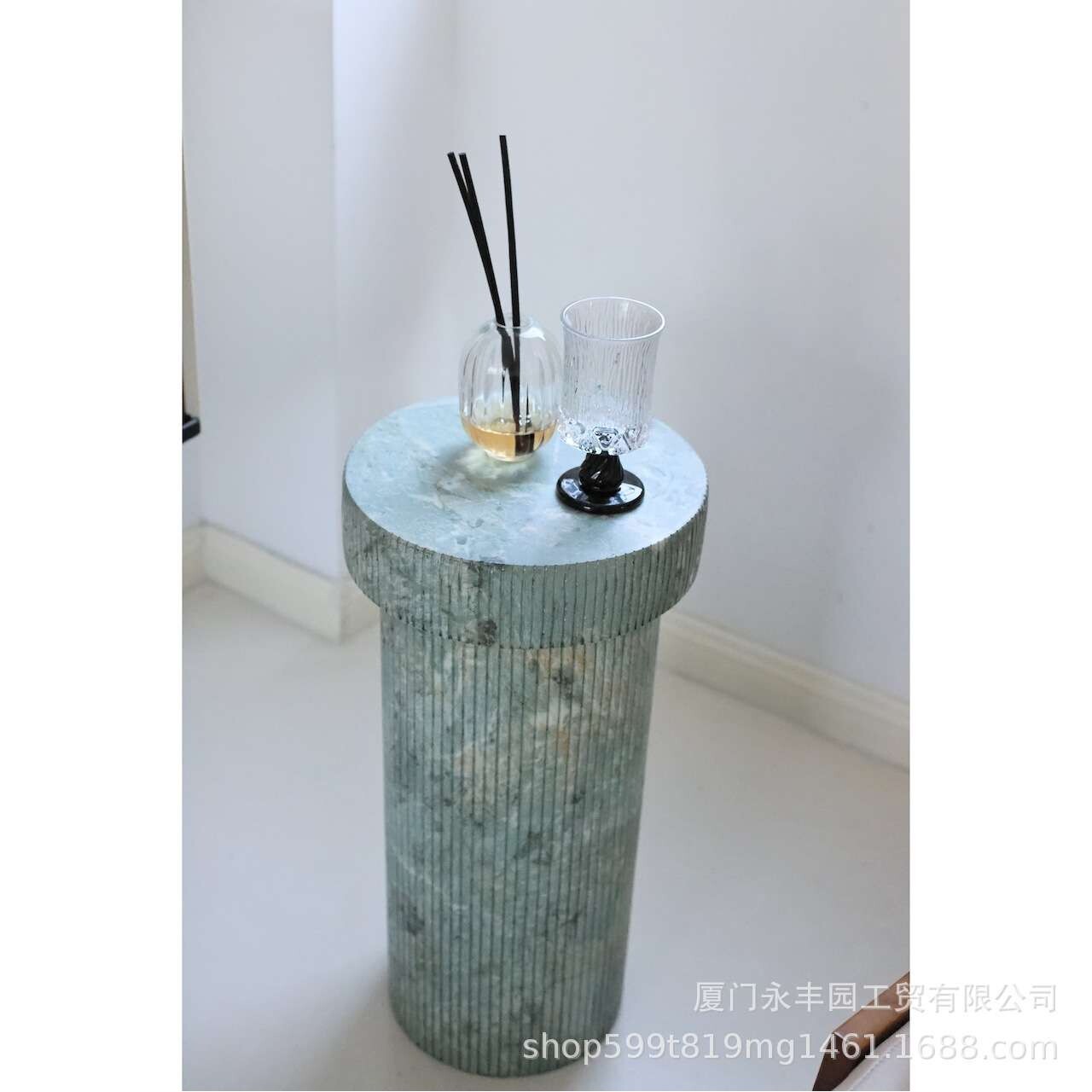 嘻物所复古绿边桌边几民宿客厅仿大理石罗马柱茶几设计艺术中古