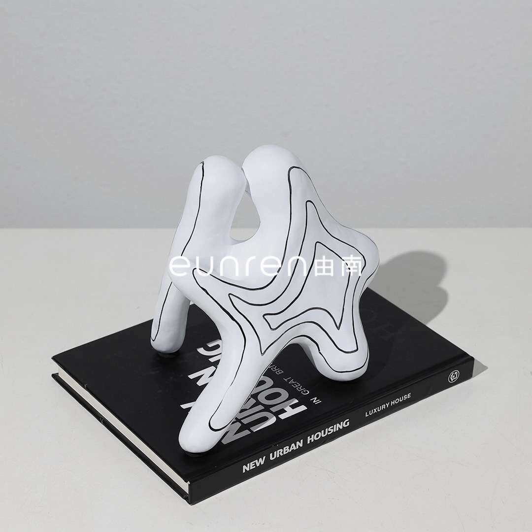 现代简约树脂工艺品家居饰品电视柜书架酒柜样板间艺术玄关软装摆