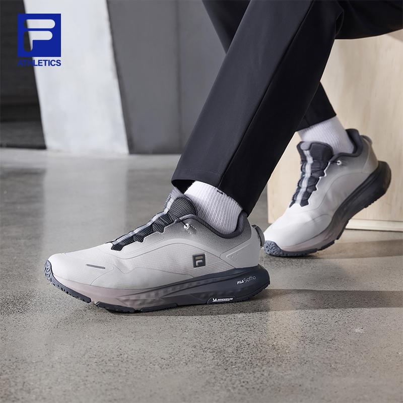 FILA斐乐运动跑步鞋男鞋