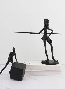 新中式黑色铸铁人样板房办公室卧室书房桌面玄关软装饰品人物摆件