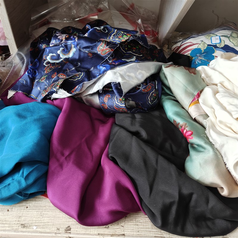 真丝重缎 大王缎j50姆米布头 重磅香云纱零料 白色素绉缎丝绸面料