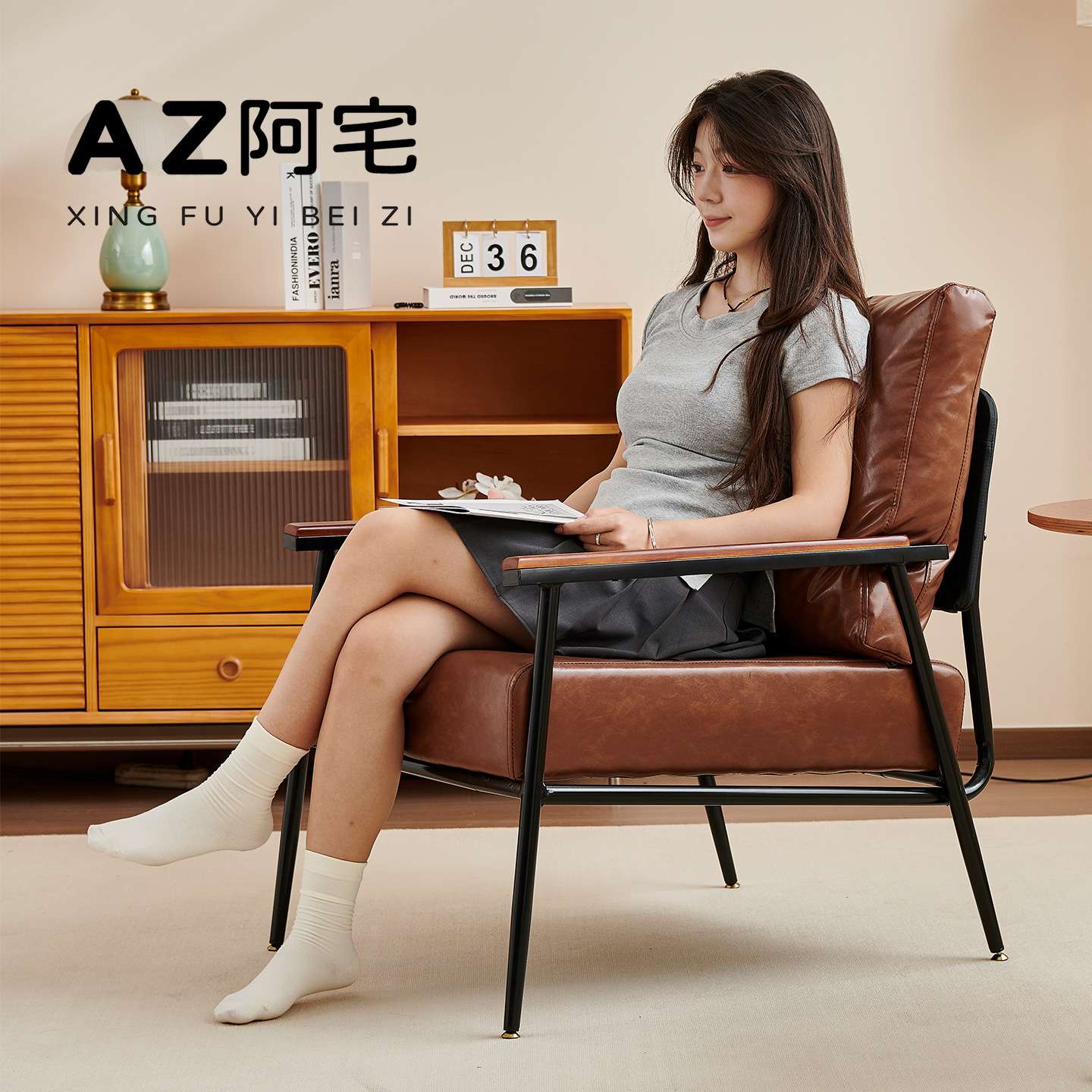 意式极简轻奢单人沙发椅2024年新款设计师椅北欧客厅卧室休闲椅子