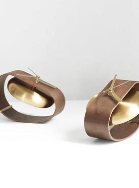 虚室杂陈新款实木创意现代北欧品质座钟台钟摇椅钟桌面摆件静音