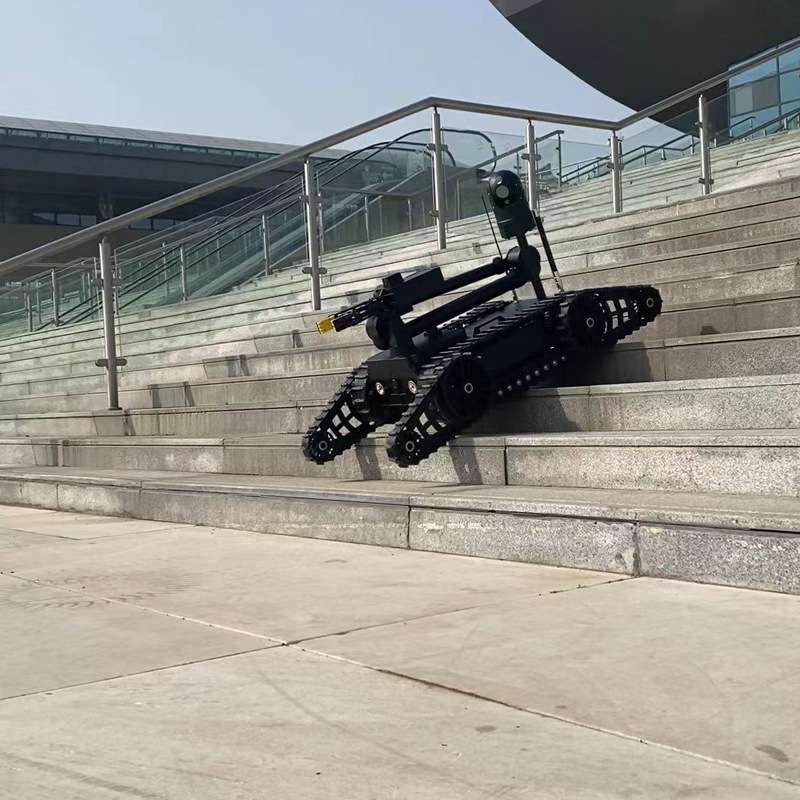 侦查全方位移动爬坡履带式特种机器人莱鑫生产厂家排爆机器人