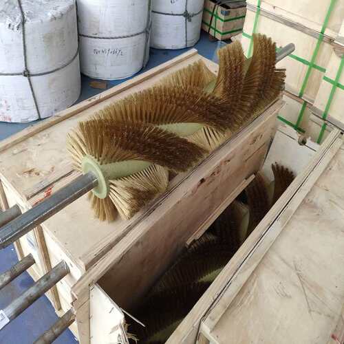 输送带专用配件 清扫器 电动滚刷清扫器 无动力滚刷清扫器