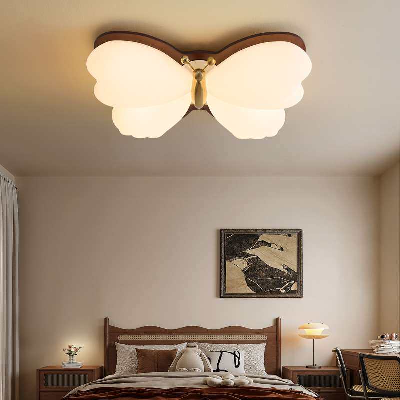 儿童房吸顶灯中古奶油风温馨公主led卧室蝴蝶灯具全光谱超亮房间