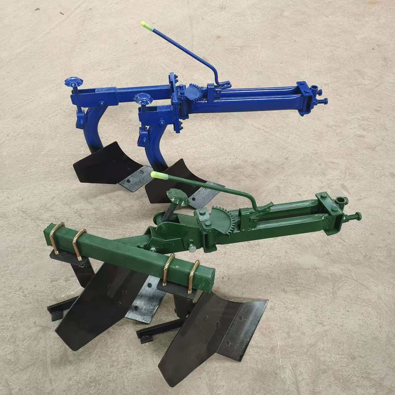 双铧犁农用手扶拖拉机配套农机具 双铧犁 铧式犁 耕地犁翻地犁