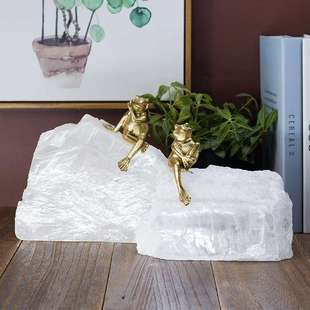 现代简约石膏水晶石家居铜青蛙摆件客厅桌面书柜样板房软装艺术品