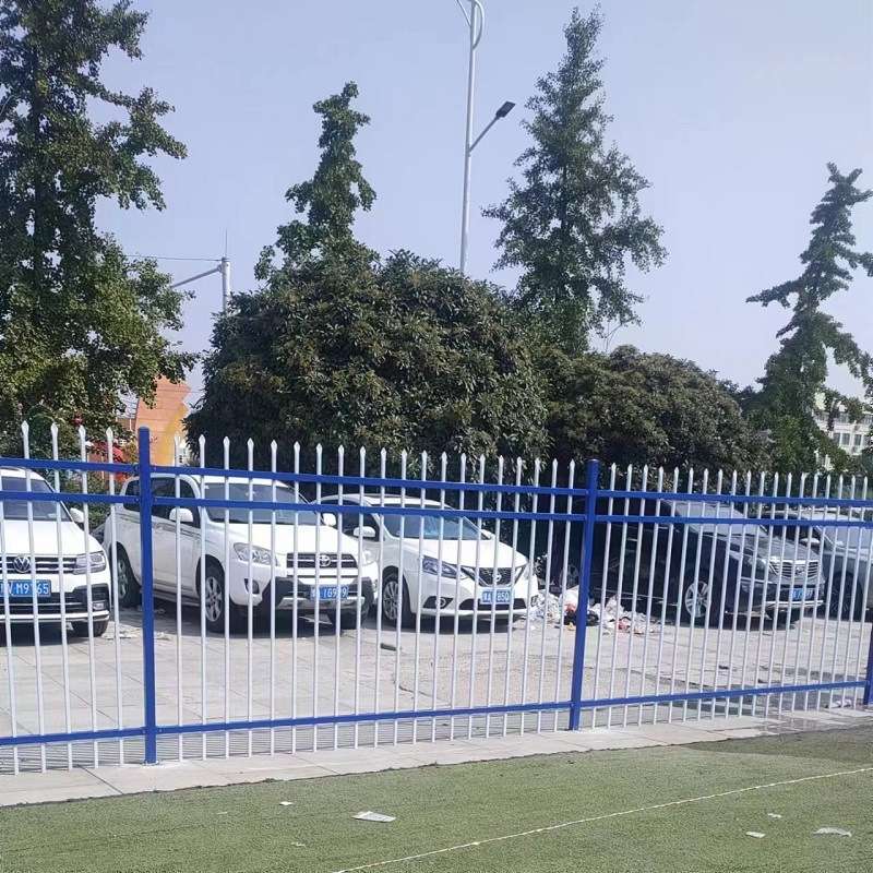 锌钢围墙栏杆组装式护栏三横栏格栅蓝白护栏价格组装方便安装便捷