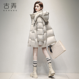 大牌高端羽绒服女中长款冬季2025新款可拆卸帽泡芙云朵鸭绒厚外套