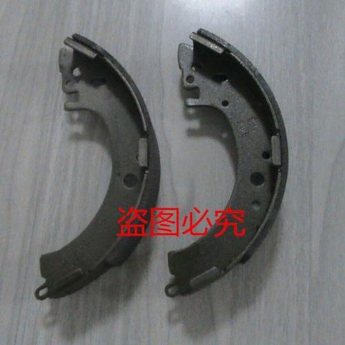哈飞中意v5配件 中意v5后刹车片 后制动片 后刹车蹄片（4片）