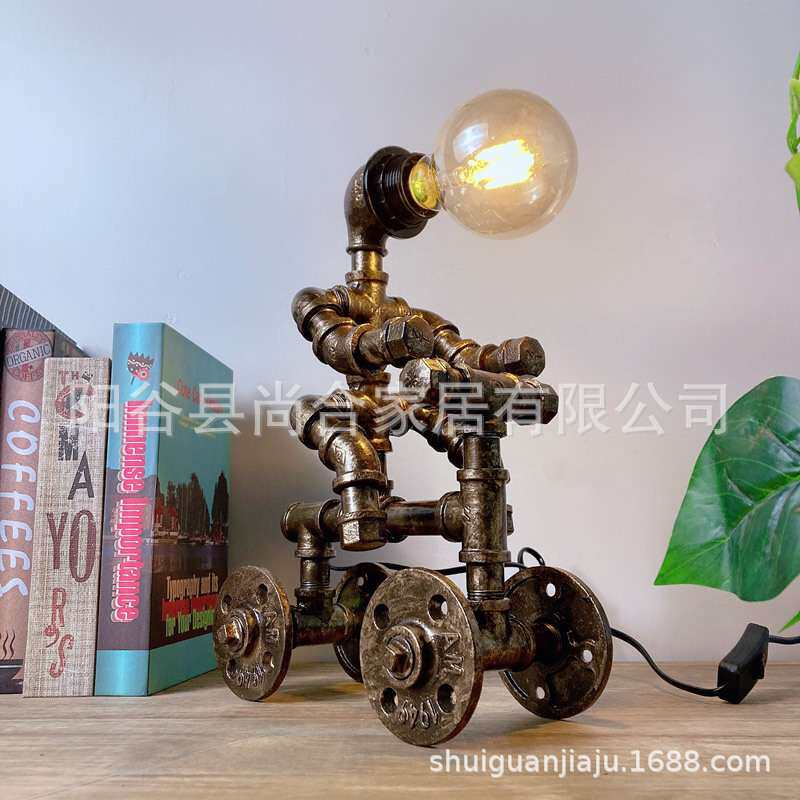 美式个性创意铁管水管机器人工业风装饰酒吧咖啡厅复古水管台灯