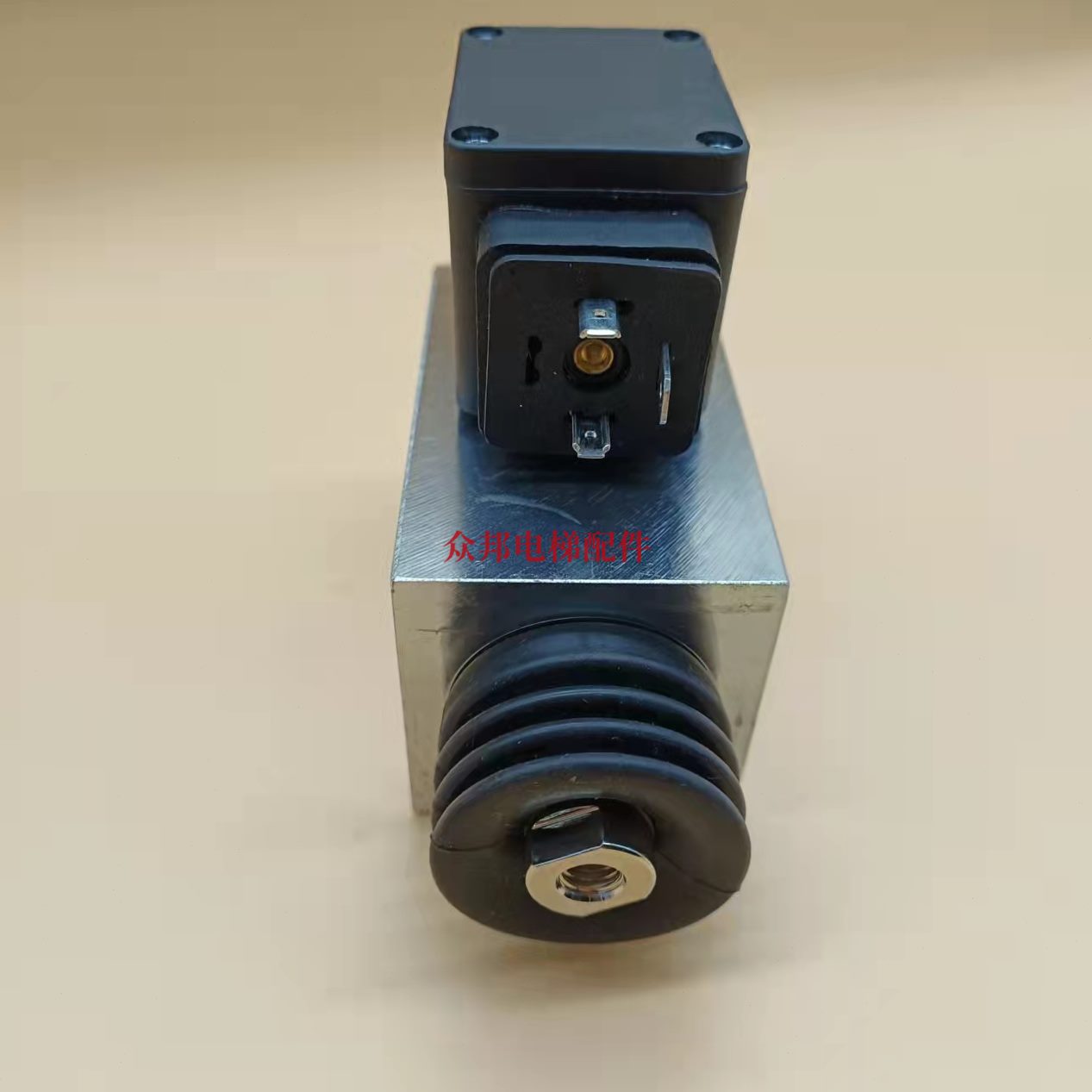 抱闸50适用于6制动器电梯扶梯扶梯电磁铁568 24