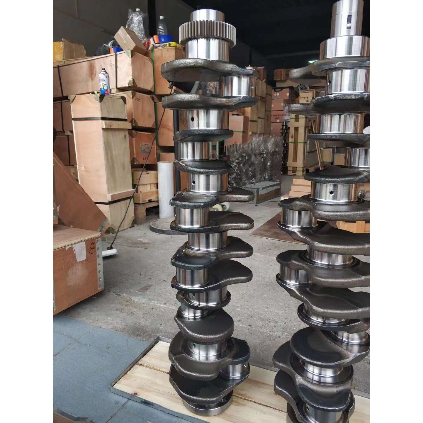 现货供应各种型号康明斯发动机M11 QX15曲轴 凸轮轴 发动机配件