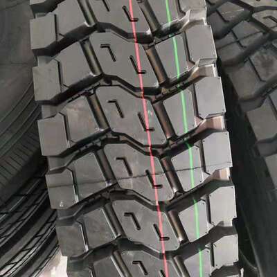 山东轮胎载重卡车货车轮胎7.00R16 10.00R2012.00R20耐磨轮胎