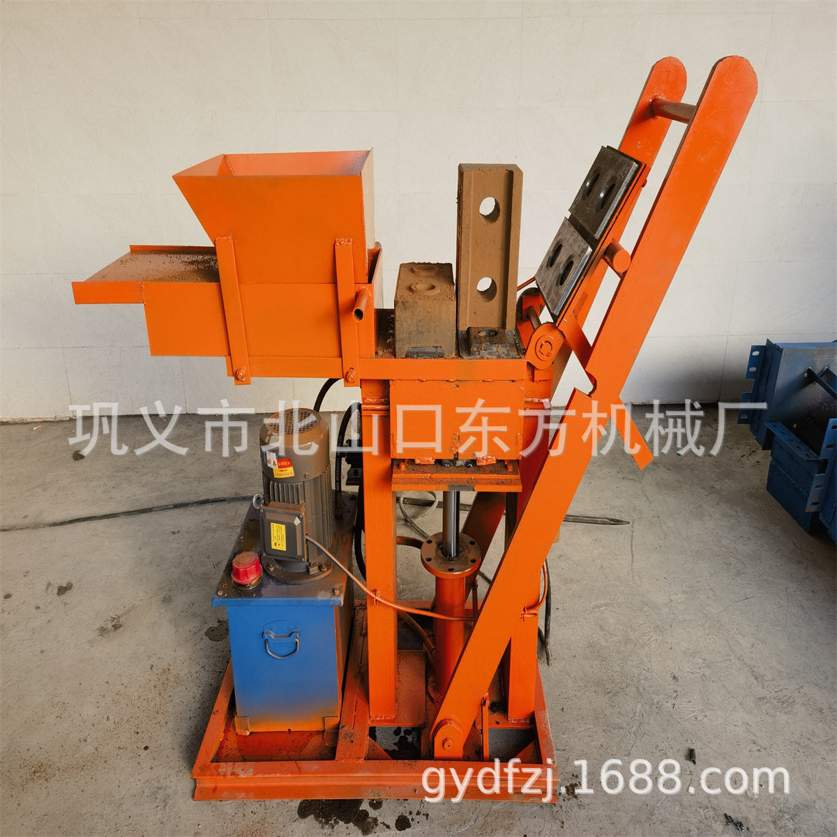 液压粘土砖机300-150-100砖 制土砖机 多功能压土机 空心黏土制砖,农机/农具/农膜,林业机械,淘宝优惠券,粉丝福利购,淘宝优惠卷