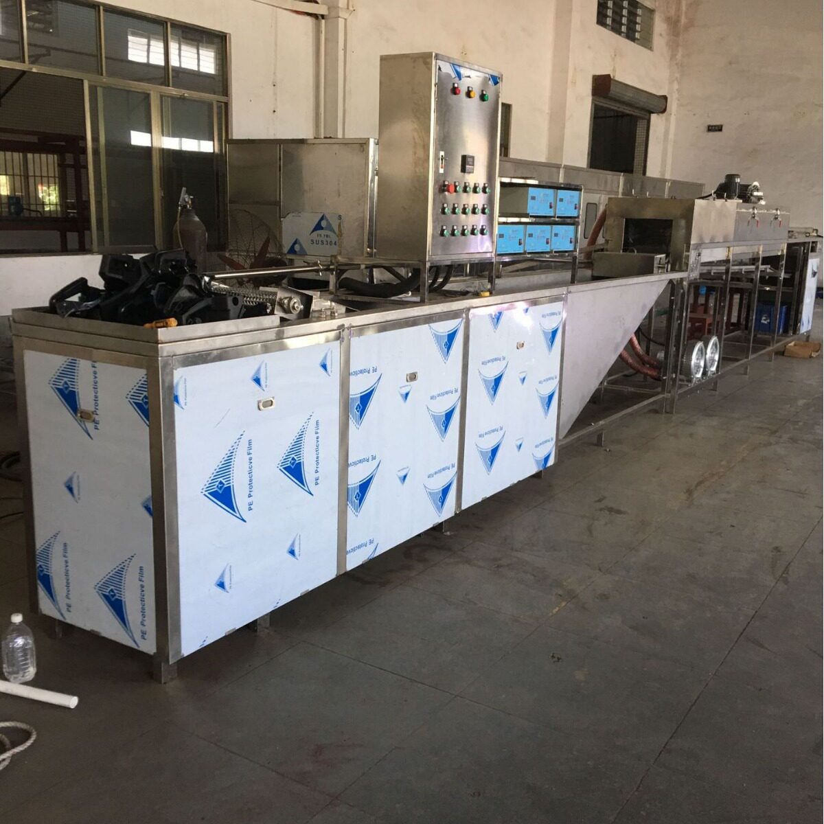广东江门恒泰供应磁性材料清洗设备 带退磁履带式清洗钝化烘干线