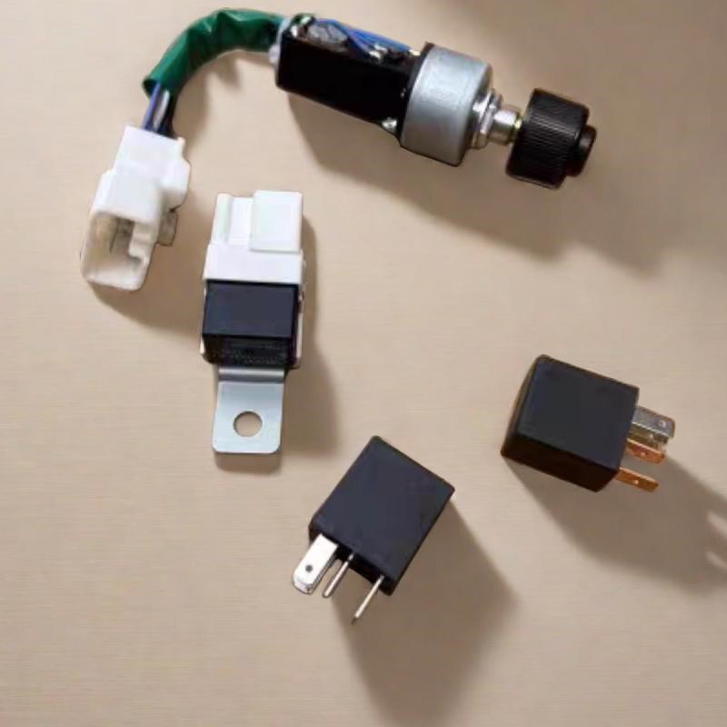 久保田拖拉机954全车配件久保田收割机空调开关AC继电器档位驾驶