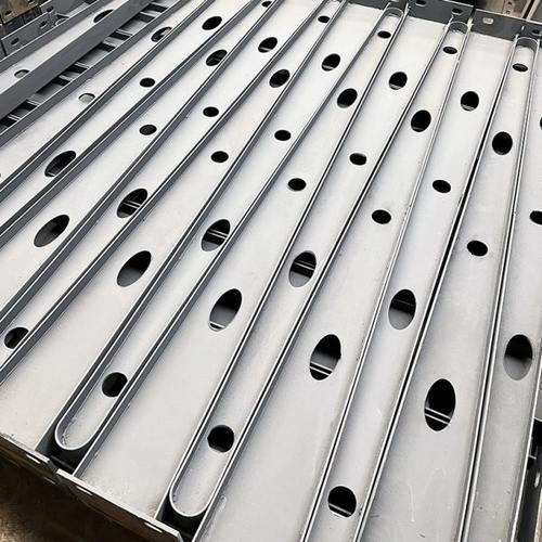 定制玻璃雨棚挑梁H型钢结构碳钢牛腿支架 满焊工字钢构骨架车棚梁