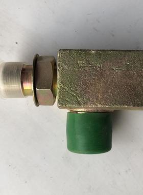 NT855 TY220山推推土机 160 220 SD22管接头154-49-51270配套件