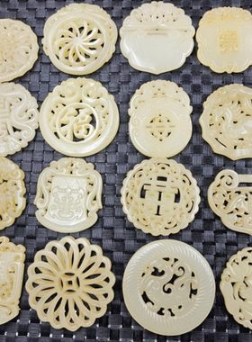 仿新疆和田玉仿古仿玉石挂件生肖寿字如意锁平安扣古龙壁镂空吊坠