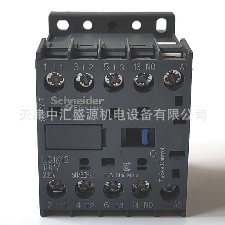 LC1K1210P7三极接触器12A 230V 50/60Hz螺钉夹紧接线方式接触器