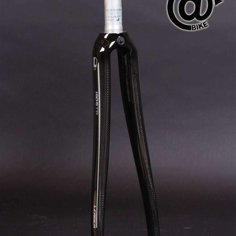 @自行车固定齿轮美国领导人新的FI805Tr V2碳前叉