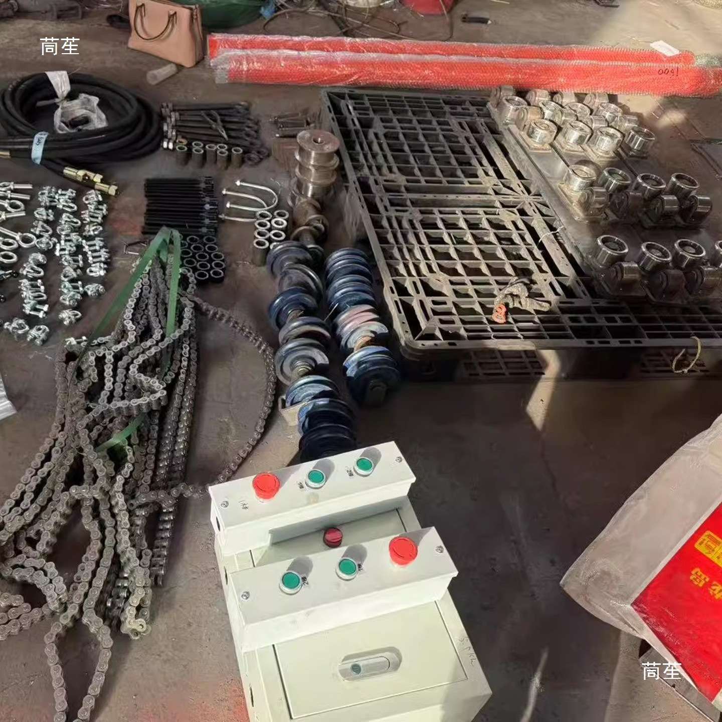 液压升降机货梯配件大全全套滑轮组工字钢槽钢H钢导轨轮液压配件