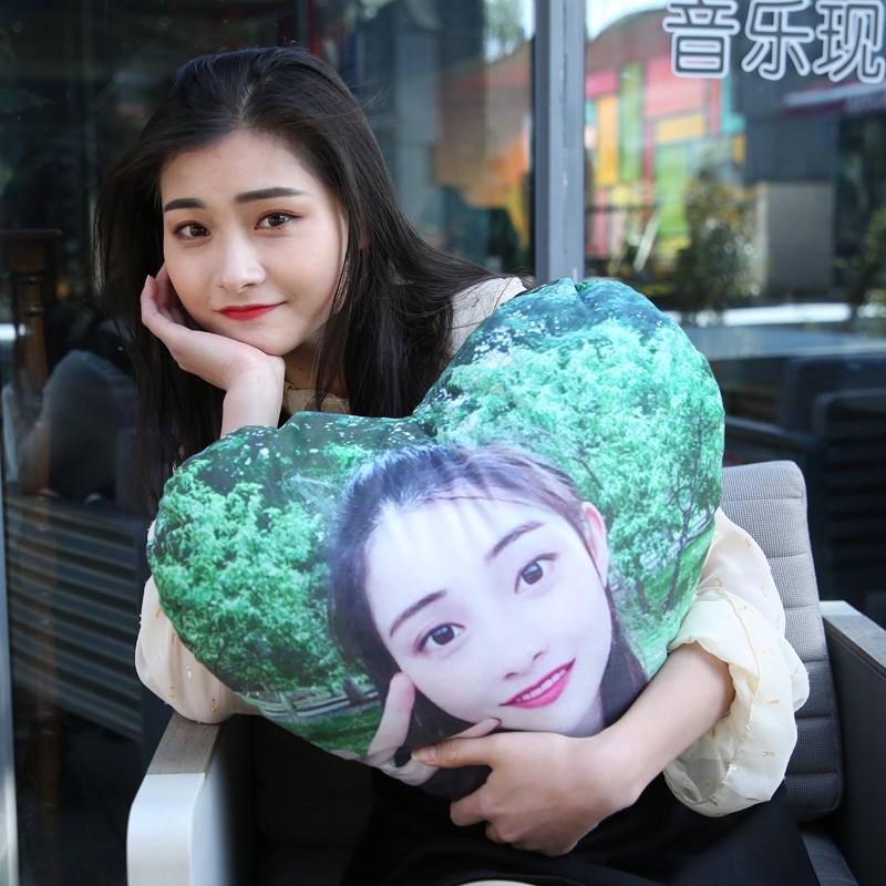 爱心形抱枕定制 可以印照片图案订制diy来图定做枕头送男生礼物