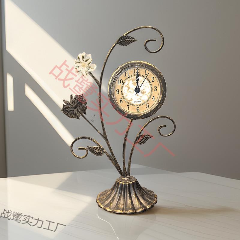 花卉蝴蝶座钟复古做旧台钟桌面摆件装饰钟表静音机芯卧室客厅铁艺