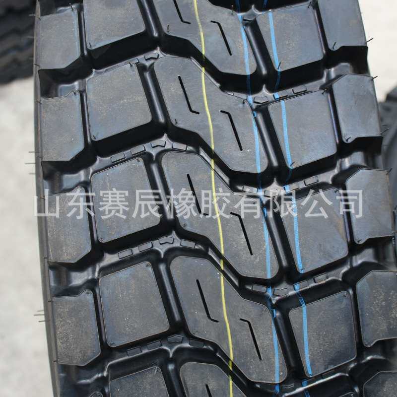 出口钢丝胎10.00 11.00 12.00r20卡车轮胎厂家 耐磨货车轮胎
