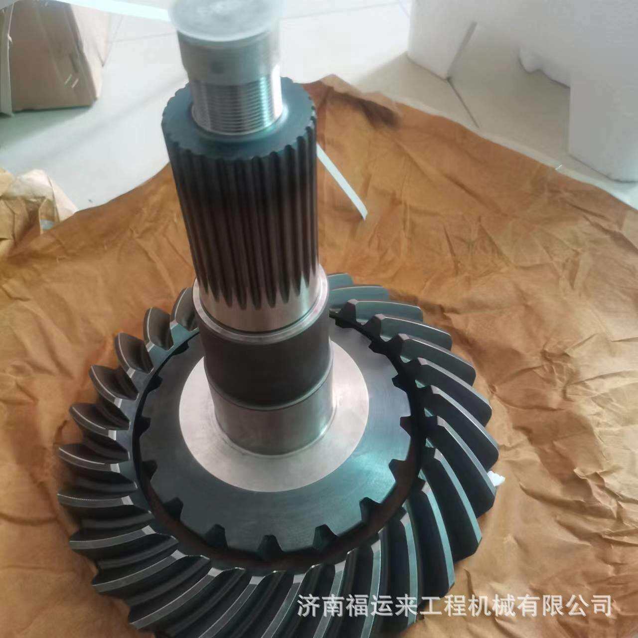 WG9231320913斯太尔后桥盆角齿17/28 46齿 豪沃配件厂家 外贸